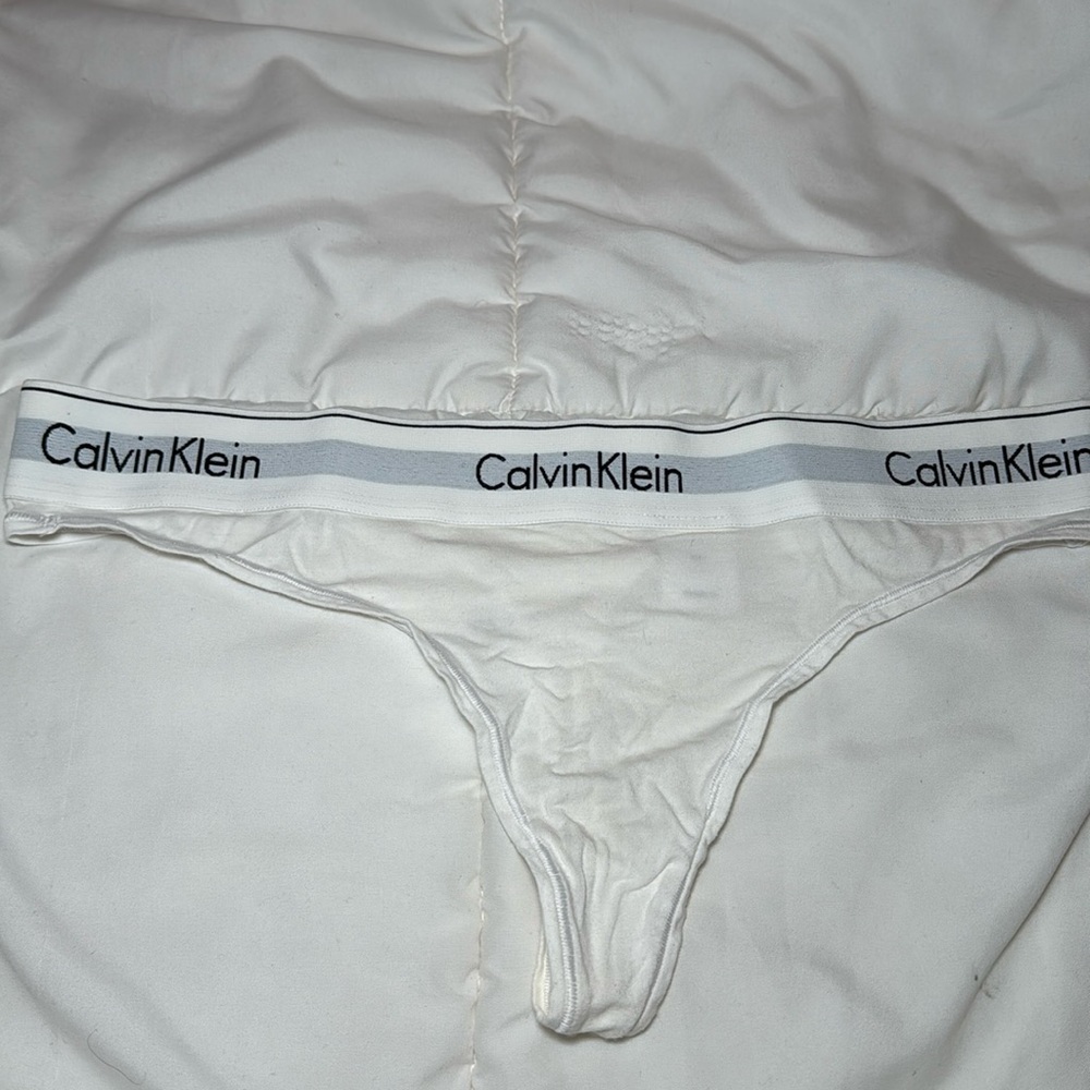 Calvin Klein Icon Cotton Modal Thong White Size Medium